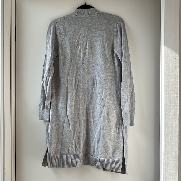 ❤️ Banana Republic Cardigan Light Gray - Picture 4 of 4